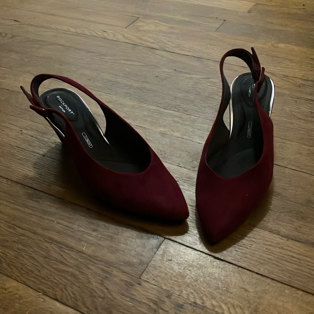 Rockport Red Suede Slingback Heels with Elegant Design